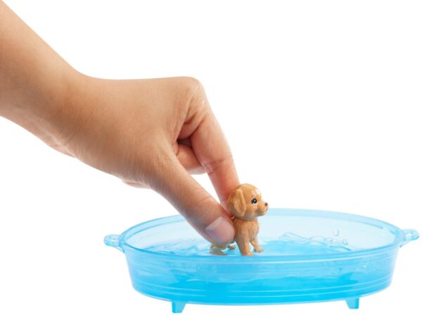 Barbie Doll, Blonde, And Playset With 3 Puppies, Bathtub And Accessories GDJ37 - Image 10